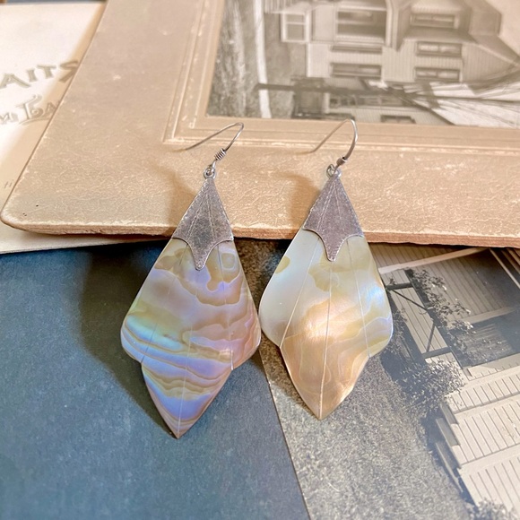 SOLD-Vintage Stylized Fan Leaf shaped Abalone Shell & Sterling Drop Earrings - Picture 5 of 15